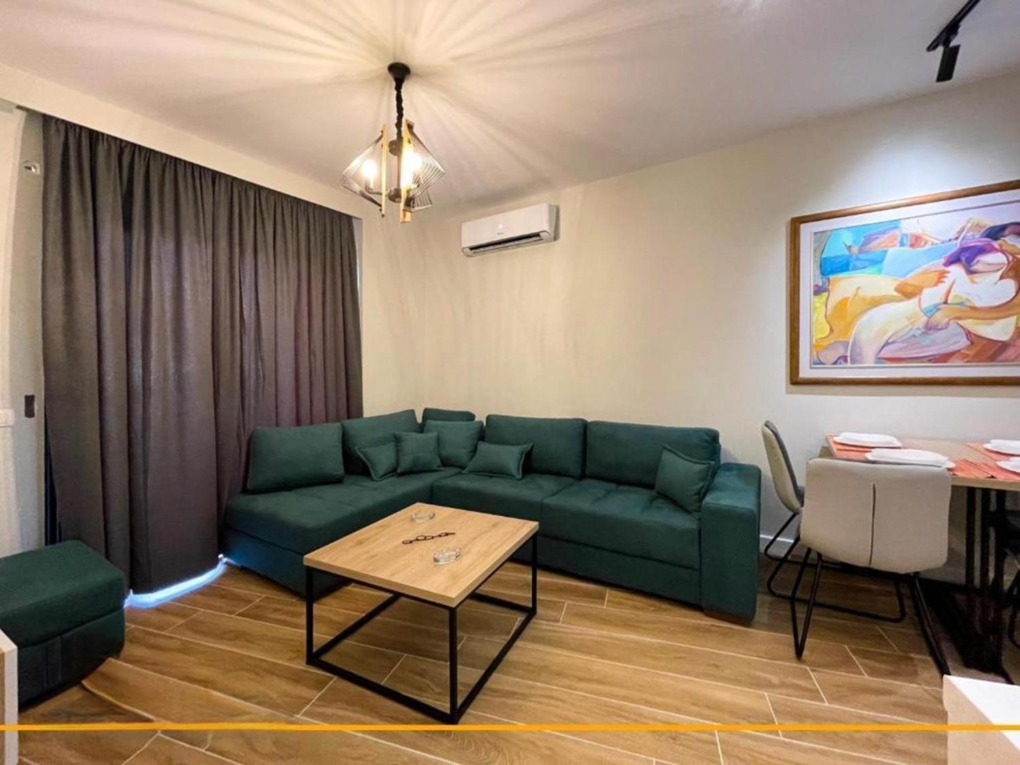 Flori Apartments Sarandë 外观 照片