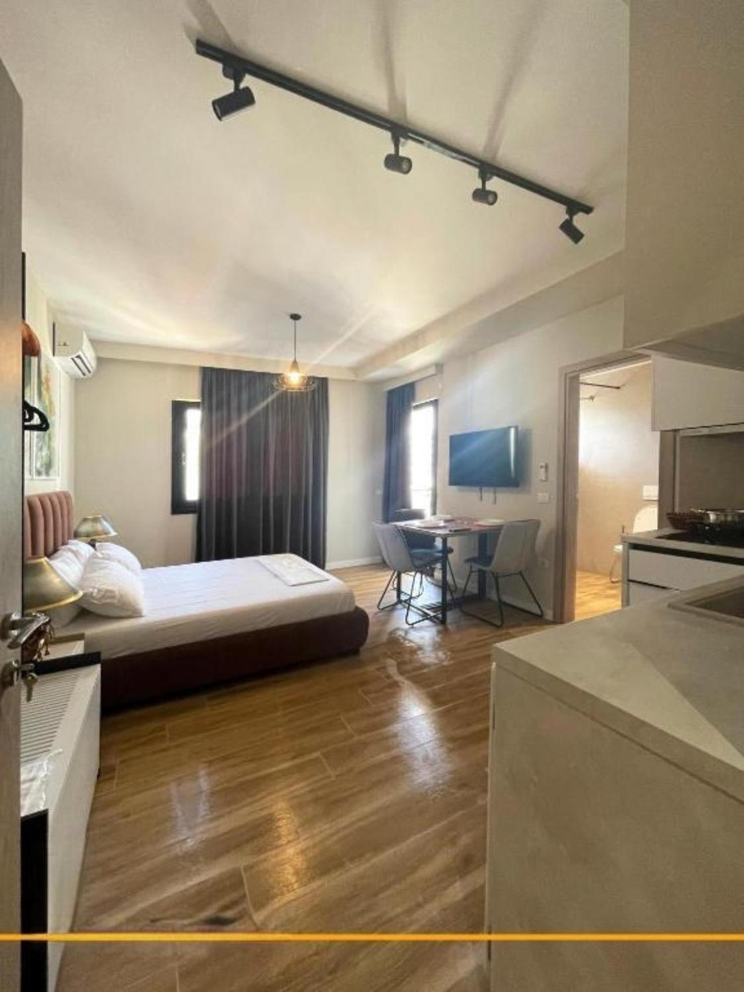 Flori Apartments Sarandë 外观 照片