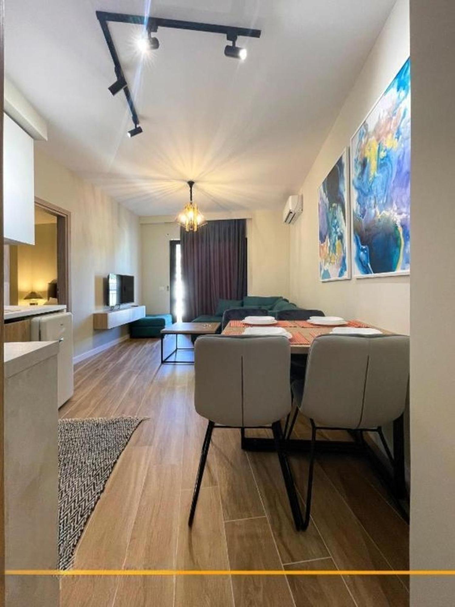 Flori Apartments Sarandë 外观 照片