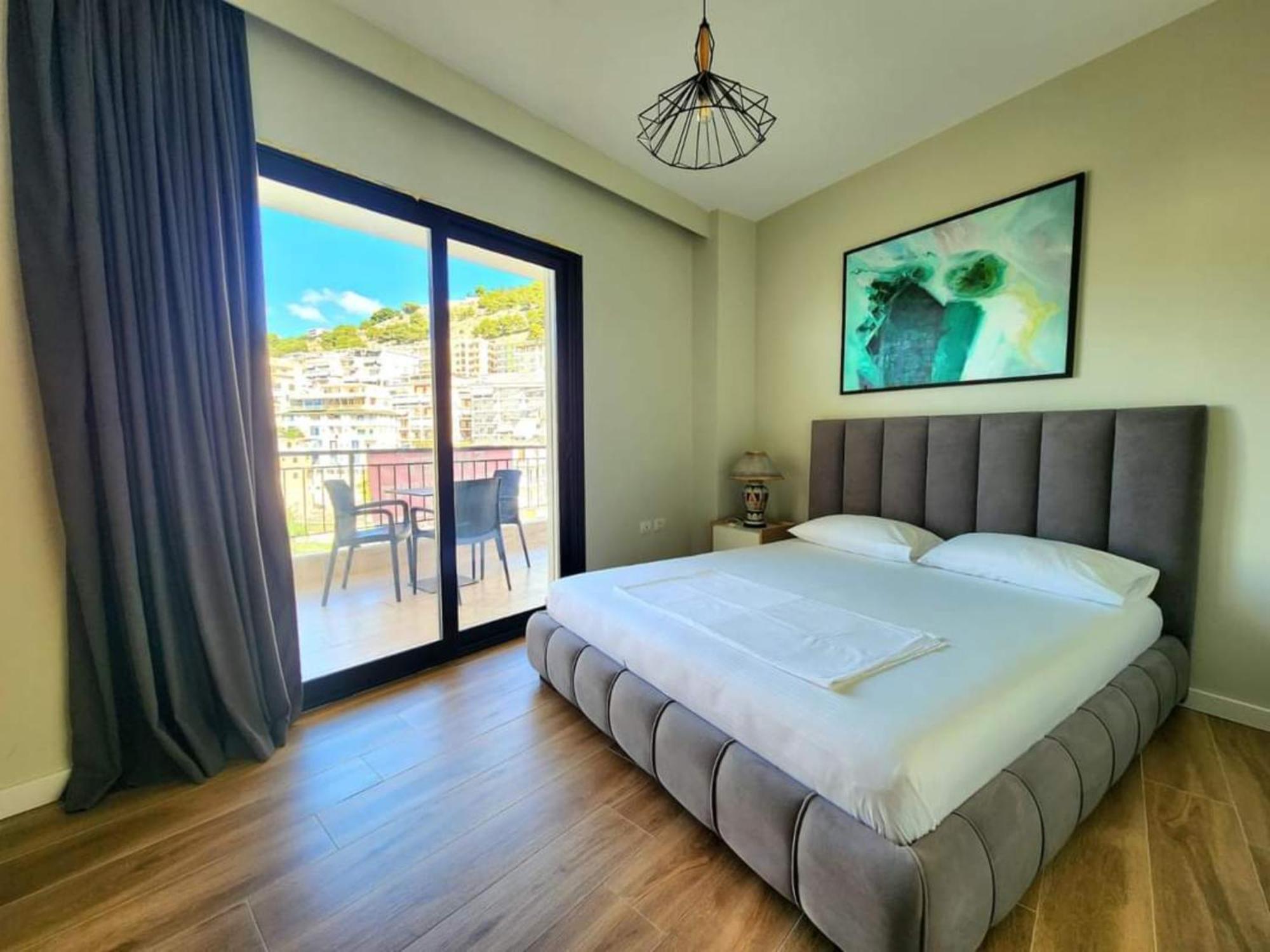 Flori Apartments Sarandë 外观 照片